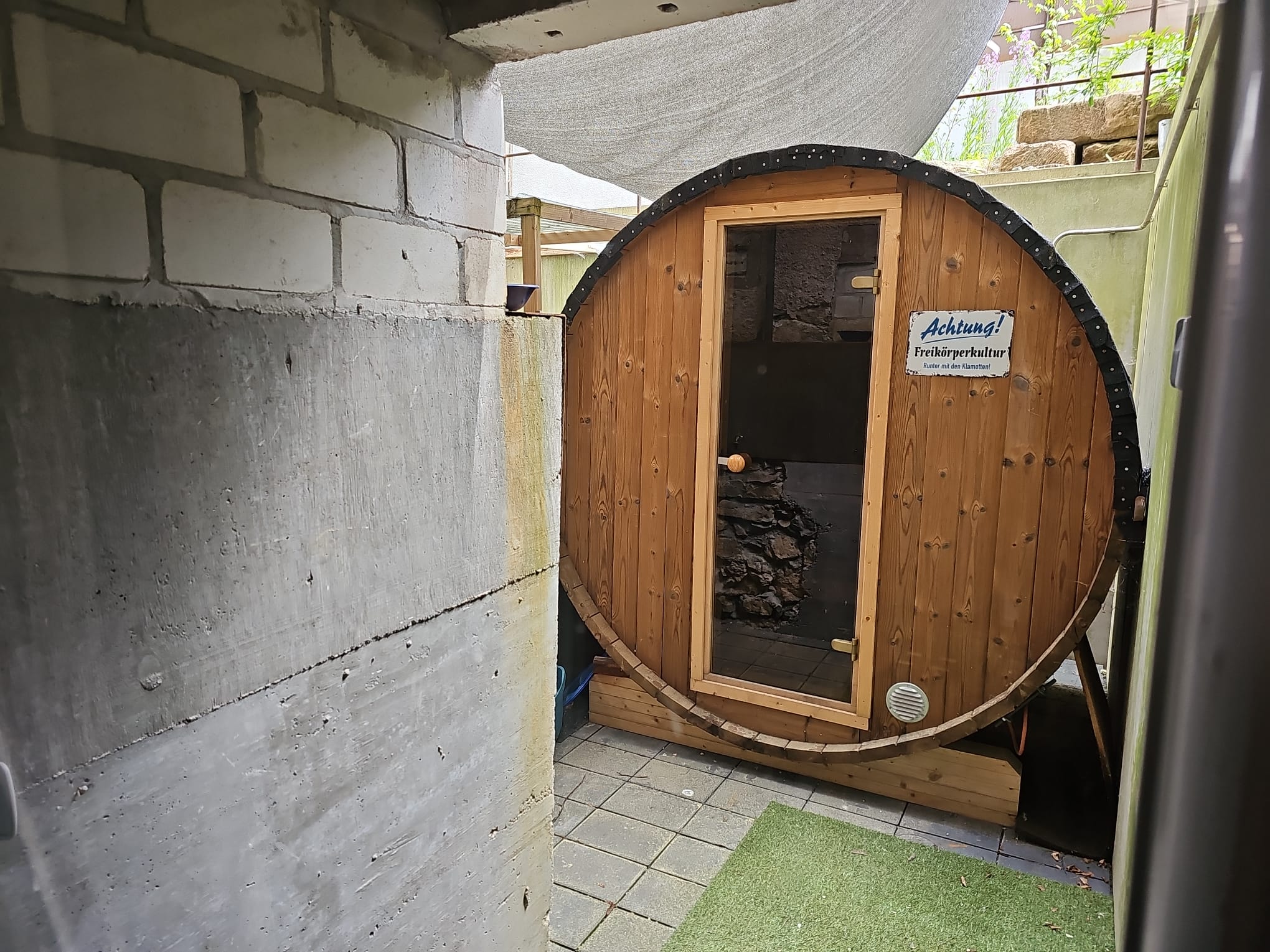 Black Steel Loft Sauna