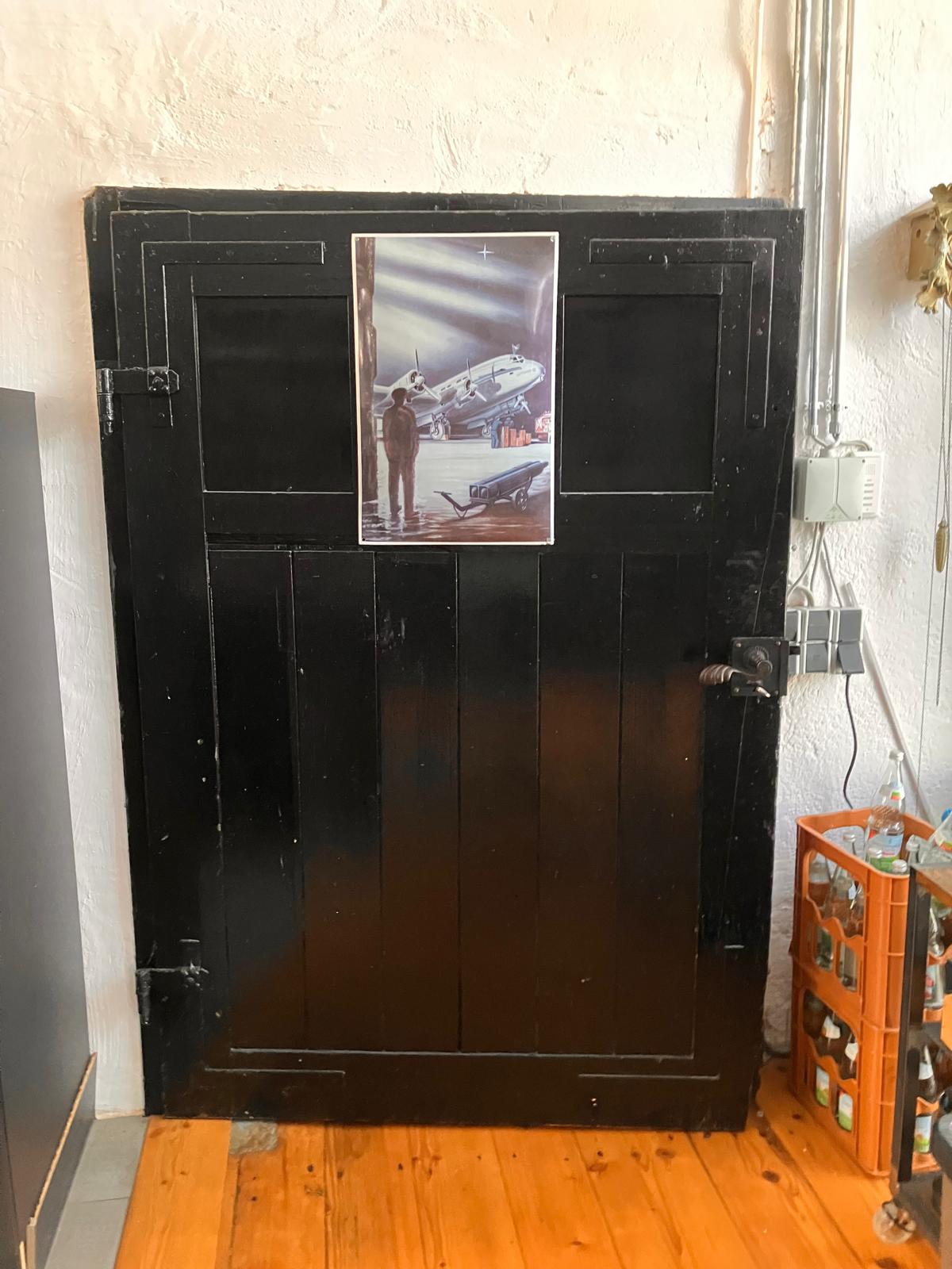 Black Steel Loft Black Door / Backstage Corner